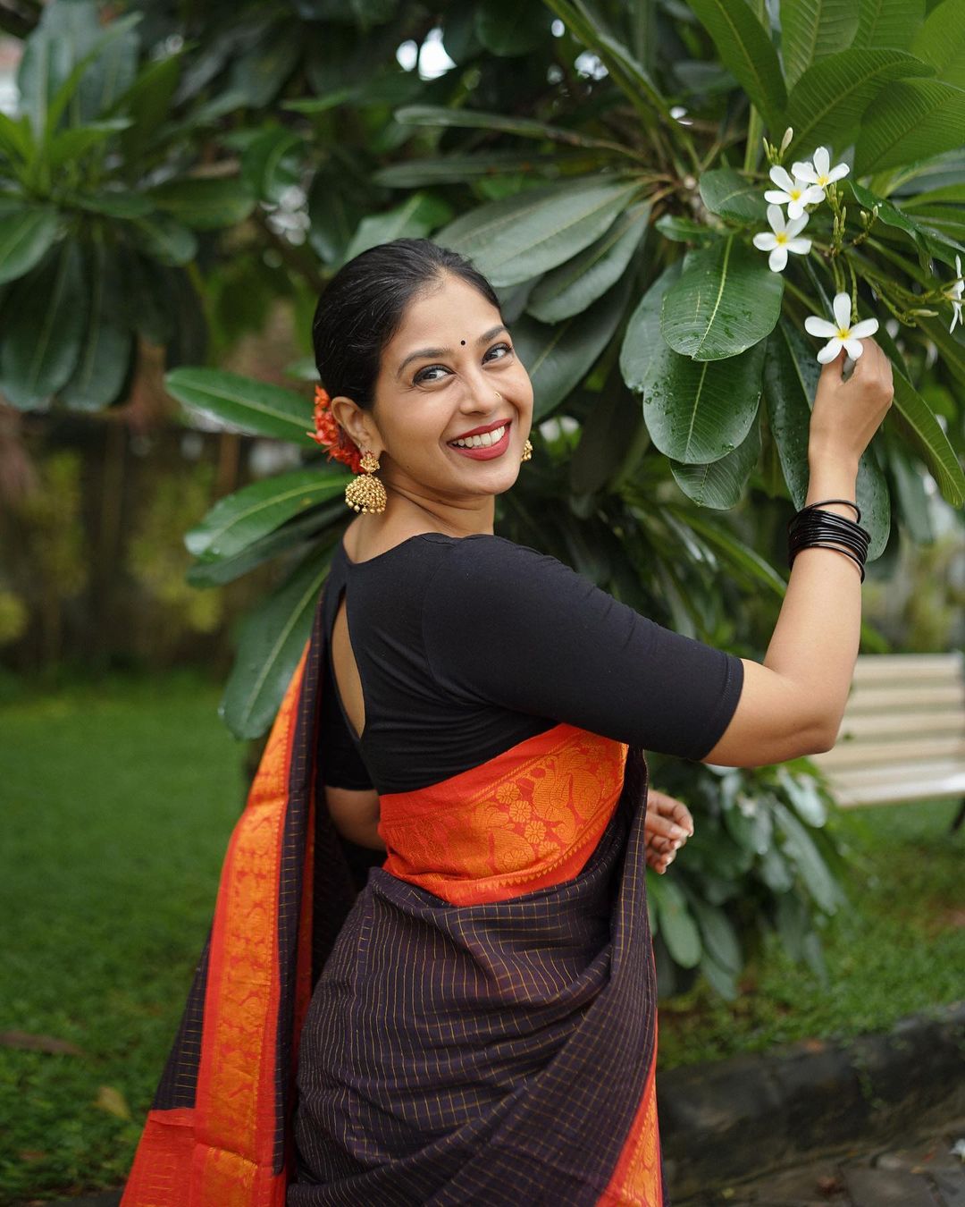 Woven Kanjivaram , Banarasi Jacquard Saree