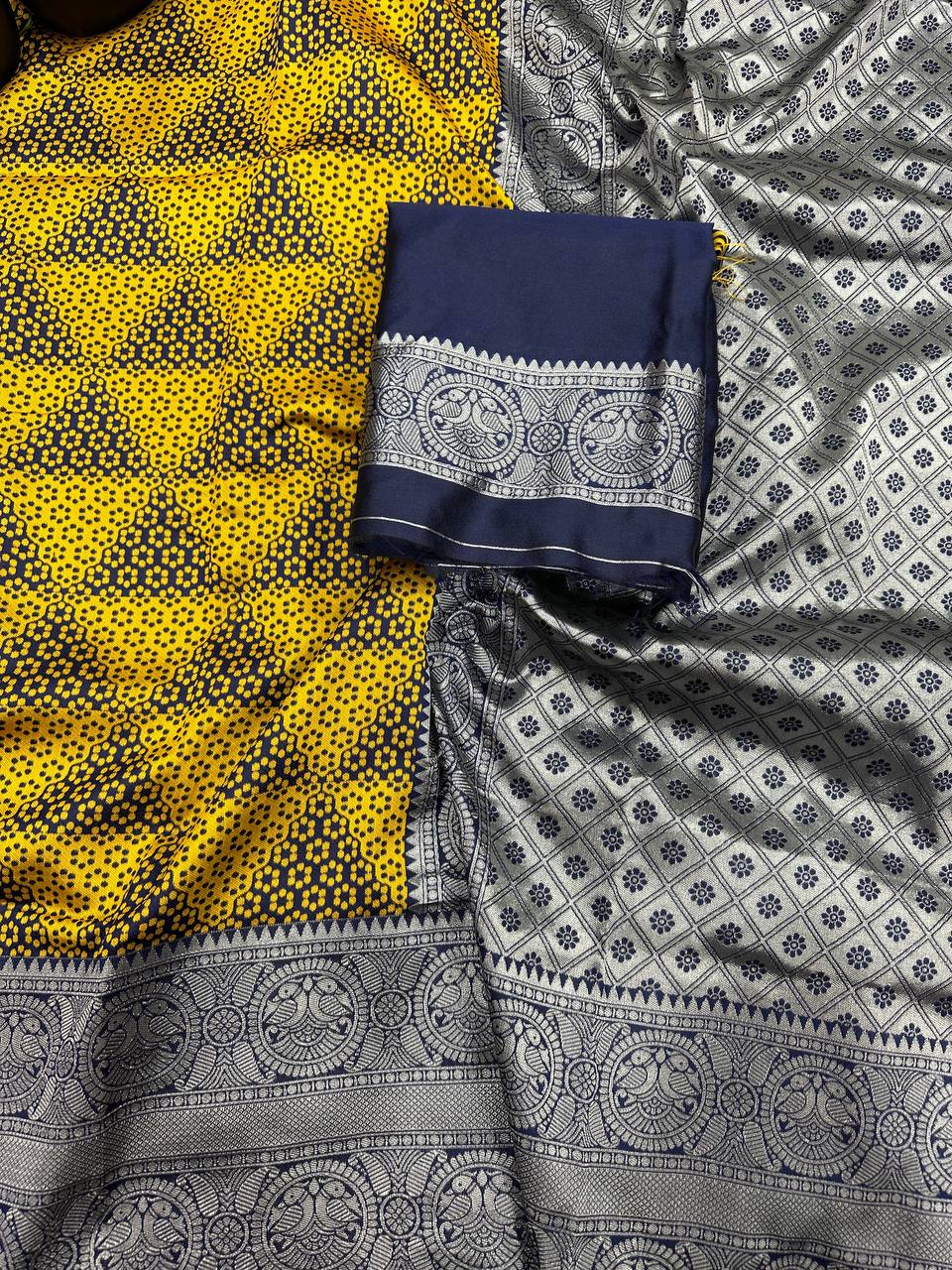 Woven Kanjivaram , Banarasi Jacquard Saree