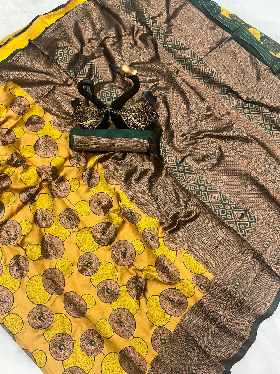 Woven Kanjivaram , Banarasi Jacquard Saree