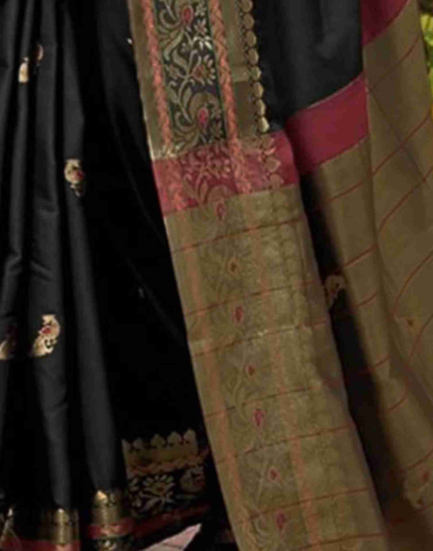 Woven Kanjivaram , Banarasi Jacquard Saree