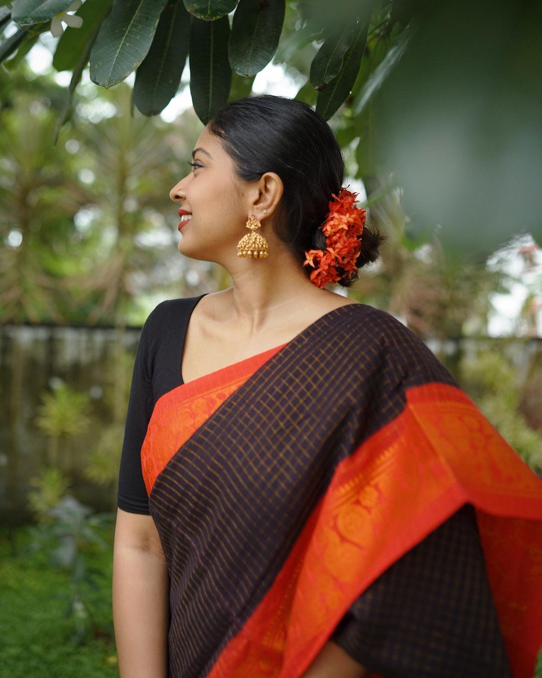 Woven Kanjivaram , Banarasi Jacquard Saree