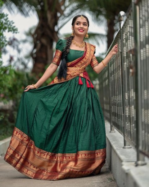 Kanjiveram Silk Zari Lehenga With Blouse Along With Banarsi Silk