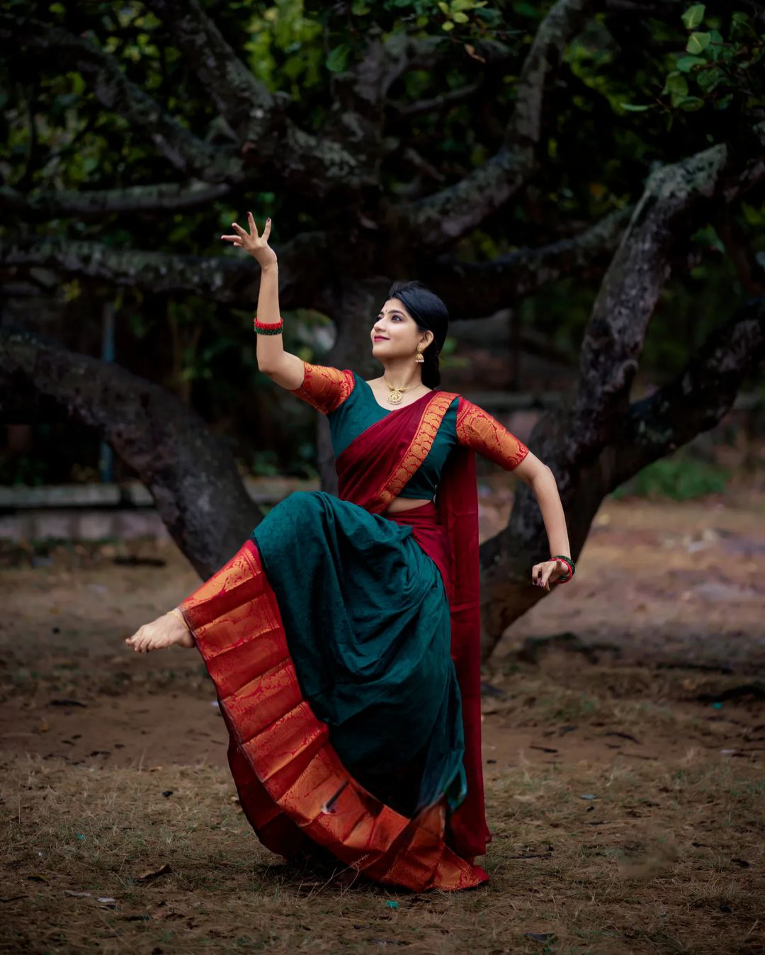 Kanjiveram Silk Zari Lehenga With Blouse Along With Banarsi Silk