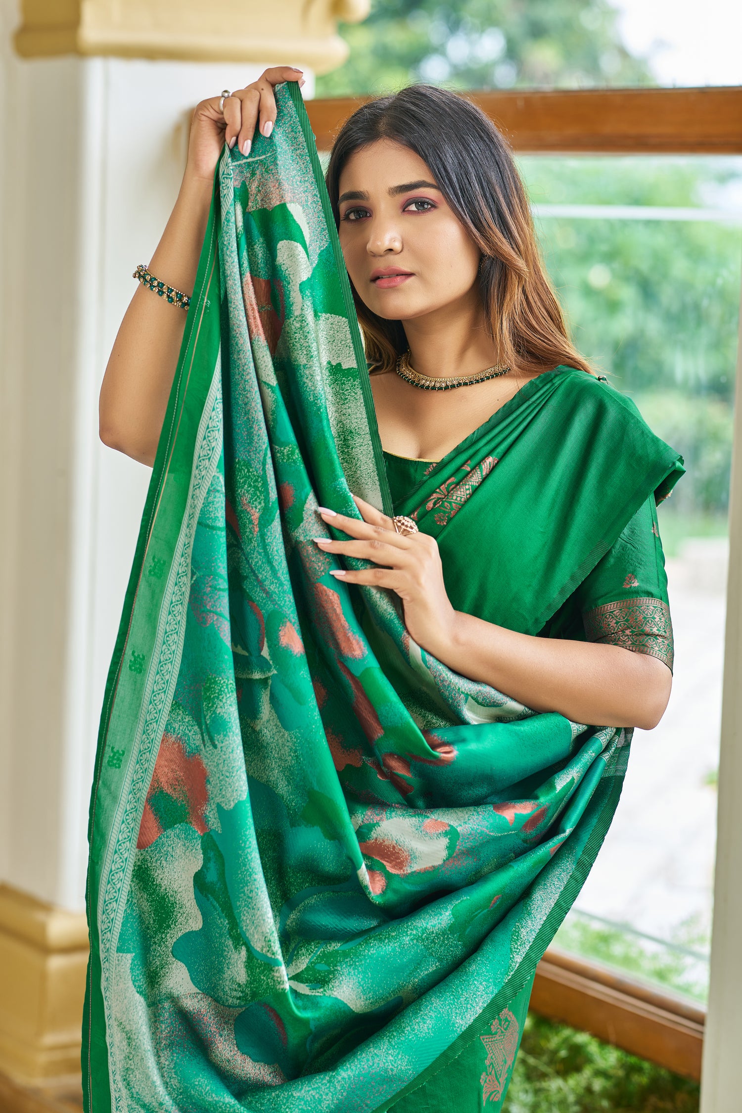 Woven Kanjivaram , Banarasi Jacquard Saree